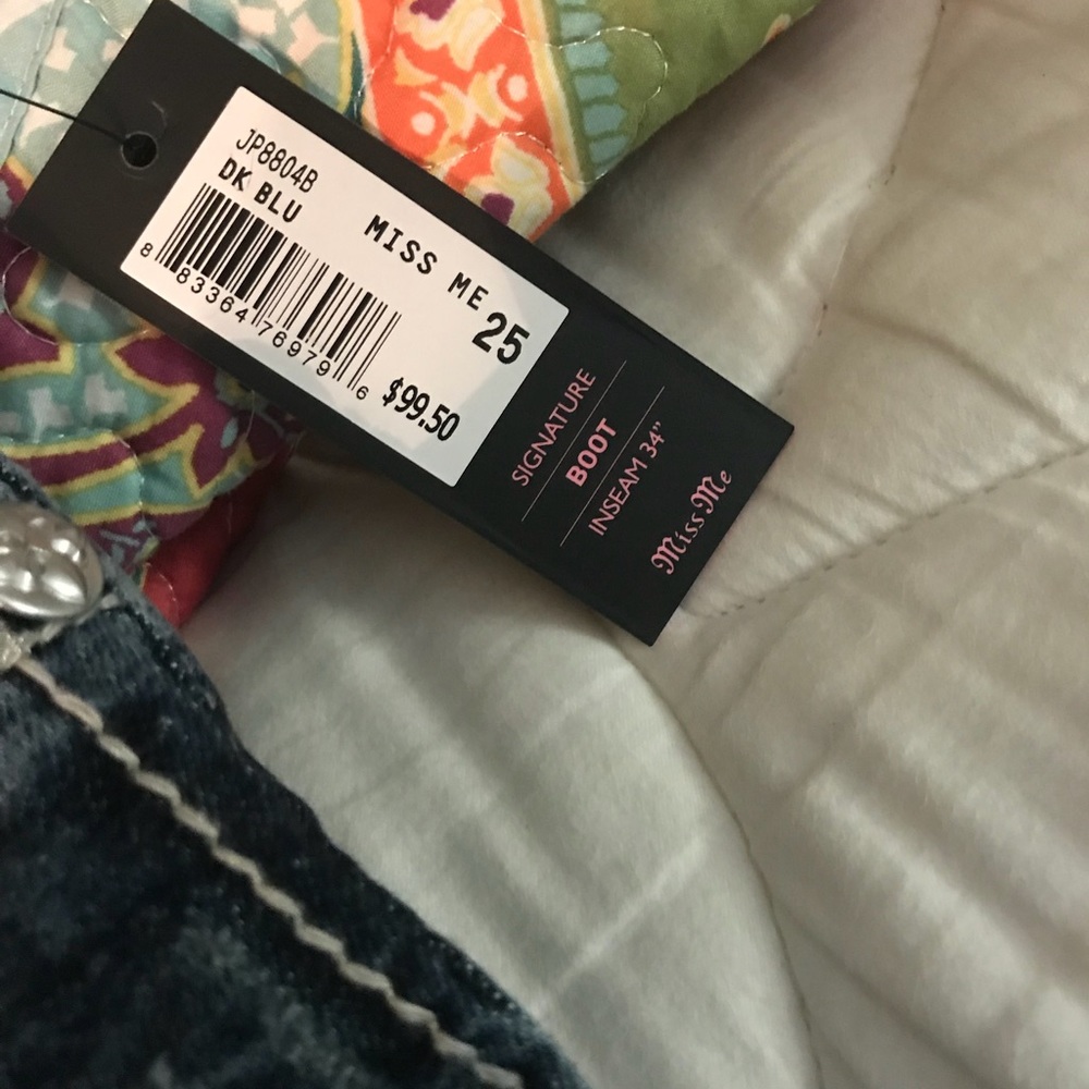 Size 25 miss me jeans
